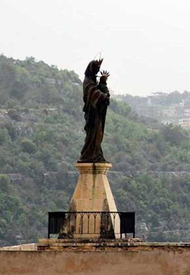 our-lady-of-hill-deir-el-qamar-lebanon (1)