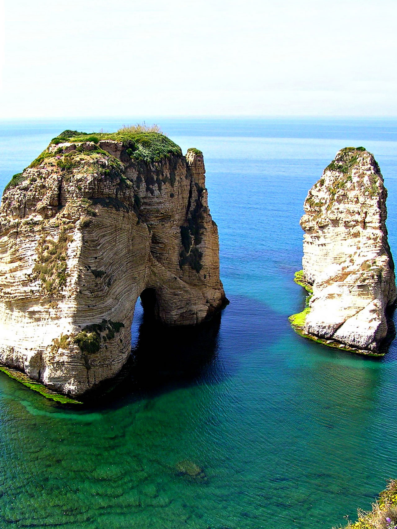 piegon-rock-raouche-beirut-lebanon